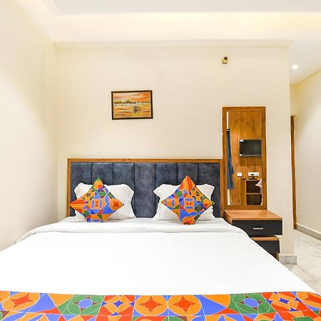 Fabhotel Prime The Golden Plaza - Nr Tarapith Temple ภายนอก รูปภาพ