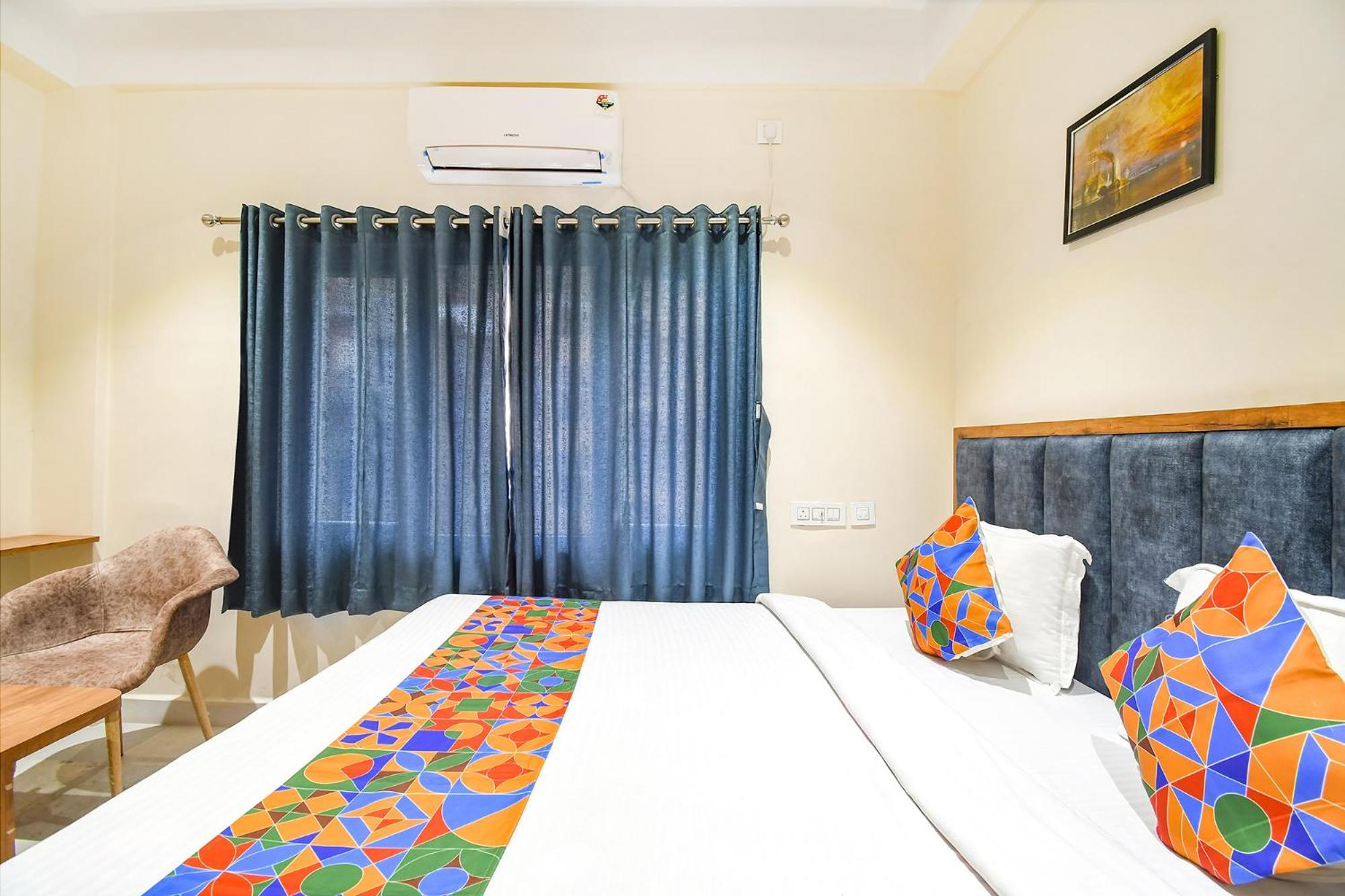 Fabhotel Prime The Golden Plaza - Nr Tarapith Temple ภายนอก รูปภาพ