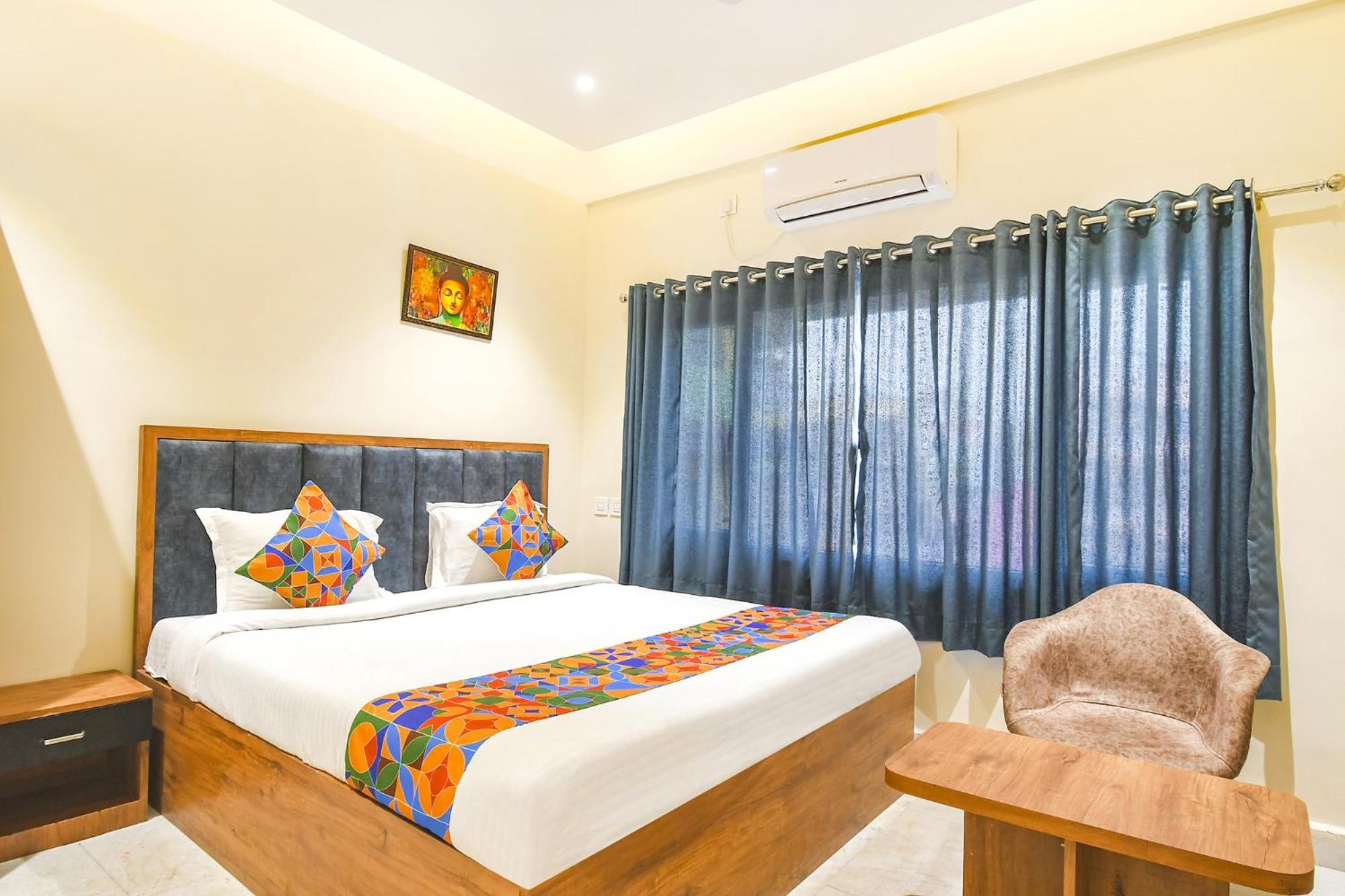 Fabhotel Prime The Golden Plaza - Nr Tarapith Temple ภายนอก รูปภาพ