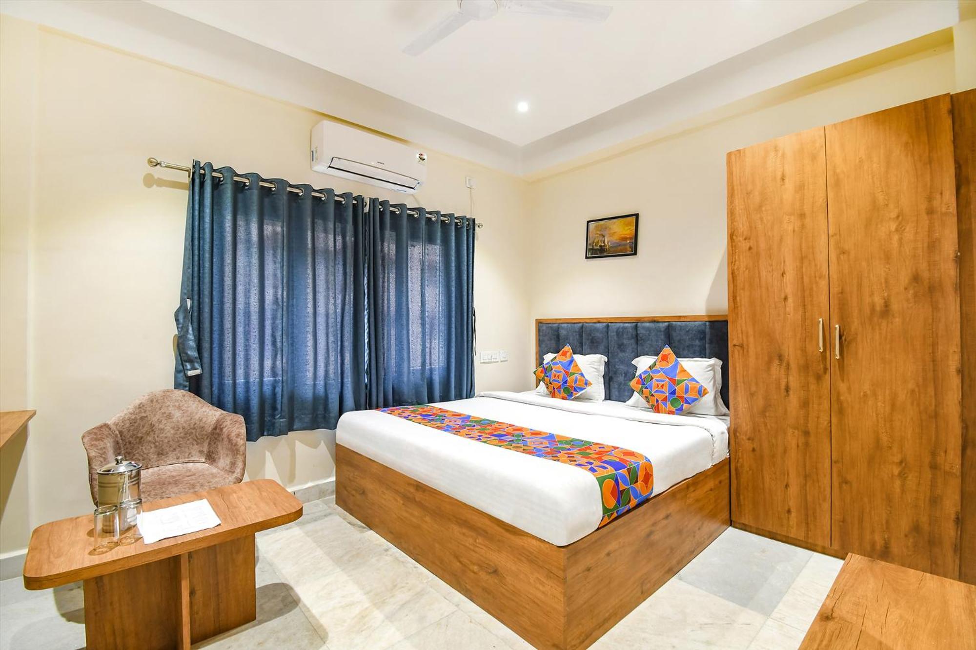 Fabhotel Prime The Golden Plaza - Nr Tarapith Temple ภายนอก รูปภาพ